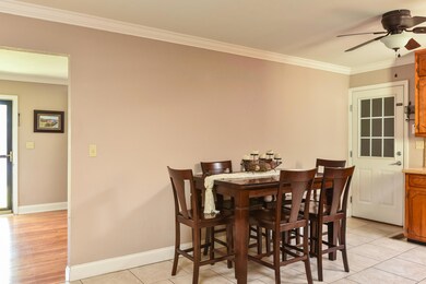 Eat in Kitchen