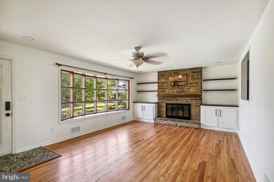 711 Greentree Rd, Linthicum Heights, MD 21090 - photo 5