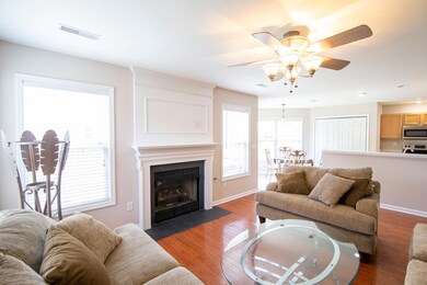 WellesleyCir_05