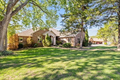 11 Shore View Dr, Reeds Spring, MO 65737 - photo 3