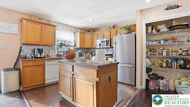 1953 Glendale Ave, Bethlehem, PA 18018 - photo 5