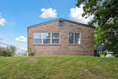 unlisted-address, Toledo, OH 43605 - photo 2