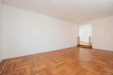 2685 Creston Ave unit 5E, Bronx, NY 10468 - photo 4