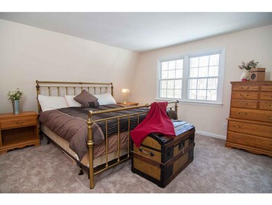 447 Deerpath Ln, Pembroke, NH 03275 - photo 7