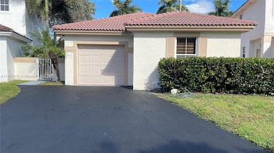 6952 SW 148th Ln, Davie, FL 33331 - photo 2