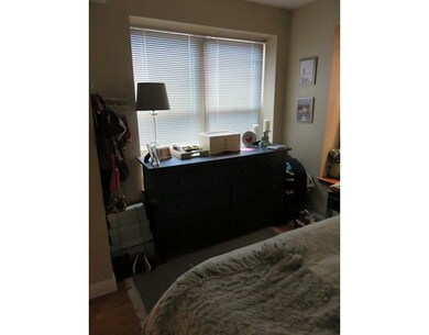 7 Henchman St unit 603, Boston, MA 02113 - photo 4