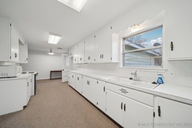 26 Bryan St, Pryor, OK 74361 - photo 7