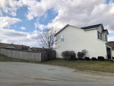 208 Hogan Dr, Frankfort, KY 40601 - photo 4