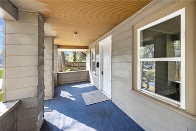 2330 SW 9th St, Des Moines, IA 50315 - photo 3