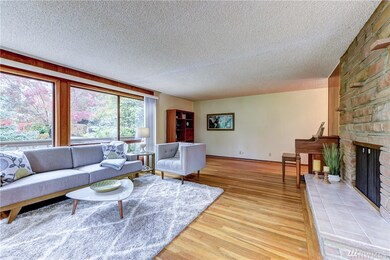 8710 Maplewood Ln, Edmonds, WA 98026 - photo 3