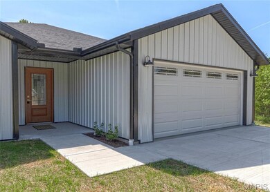 245 Hawkins Ave, Crocker, MO 65452 - photo 3