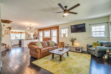 2706 Bomar Ave, Fort Worth, TX 76103 - photo 3