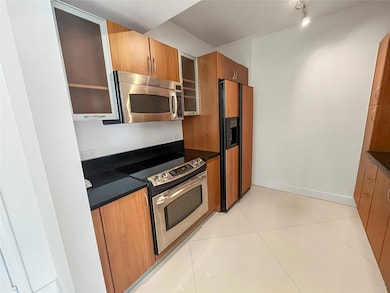 2775 NE 187th St unit 627, Miami, FL 33180 - photo 7