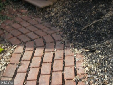 509 S Schuylkill Ave, Norristown, PA 19403 - photo 4