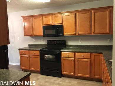 226 Montclair Loop | Lake Forest | Tile Floor | LV