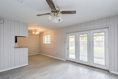 9834 Jaywood Dr, Houston, TX 77040 - photo 4