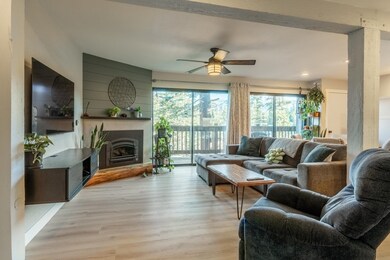 248 Mammoth Slopes Dr unit 43, Mammoth Lakes, CA 93546 - photo 3