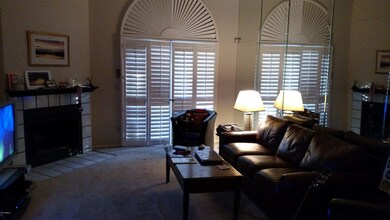 Liv room 1