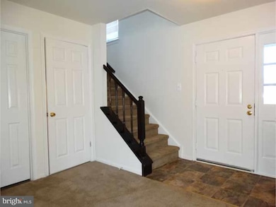 1726 Mcnelis Dr, Southampton, PA 18966 - photo 2