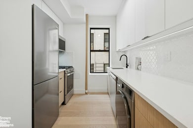 63 W 107th St unit 24, New York, NY 10025 - photo 4