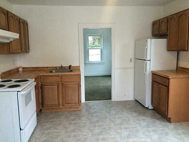 25 Church St, West Warwick, RI 02893 - photo 3