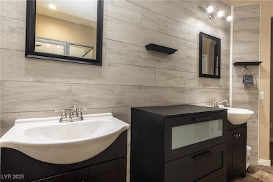 498 Grassrange Ln, Henderson, NV 89052 - photo 4