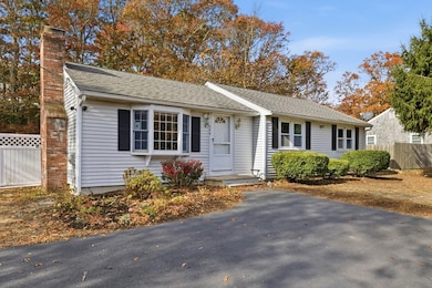 544 Cotuit Rd, Mashpee, MA 02649 - photo 4