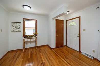 3405 Crestmoor Place, Des Moines, IA 50310 - photo 7