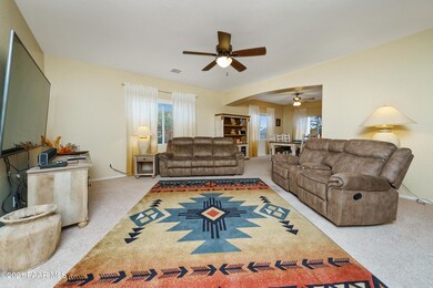 007_Living Room