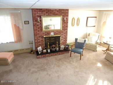 1205 W Walnut St, Coal Township, PA 17866 - photo 3