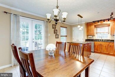 9530 Oakhurst Dr, Columbia, MD 21046 - photo 7