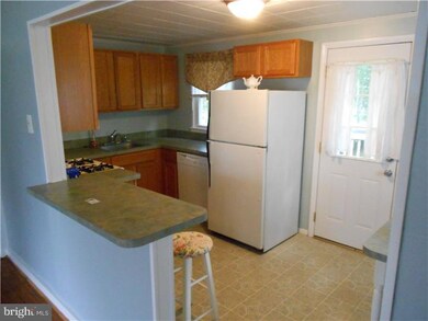 319 N Stiles Ave, Maple Shade Township, NJ 08052 - photo 3