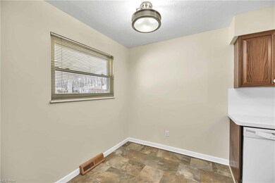 358 Gayle Dr, Sheffield Lake, OH 44054 - photo 7