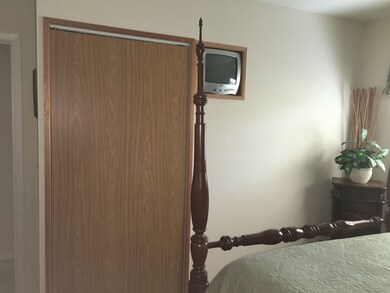 3131 N Stoneycrest Ct, Bloomington, IN 47404 - photo 6