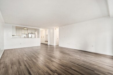 9 Hawthorne Place unit 16J, Boston, MA 02114 - photo 5