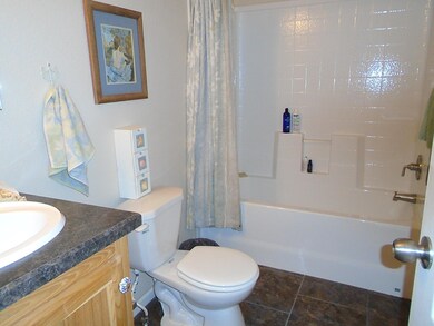 1000 E. Taylor & Ranch Way 016