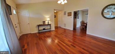 103 Sonya Ln, Bunker Hill, WV 25413 - photo 7