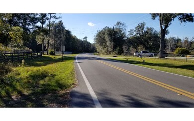 2967 NW Lake Jeffery Rd, Lake City, FL 32055 - photo 2