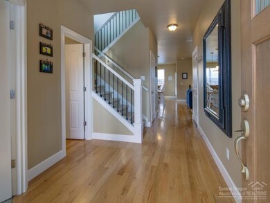 20770 SE Hollis Ln, Bend, OR 97702 - photo 3