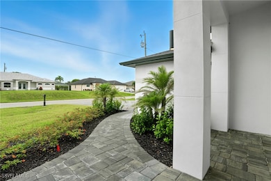 2216 SW 4th Ave, Cape Coral, FL 33991 - photo 5