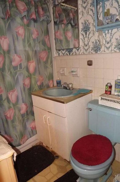 Full Bath