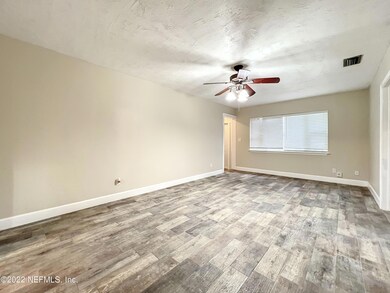 344 Oglethorpe Rd, Jacksonville, FL 32216 - photo 5