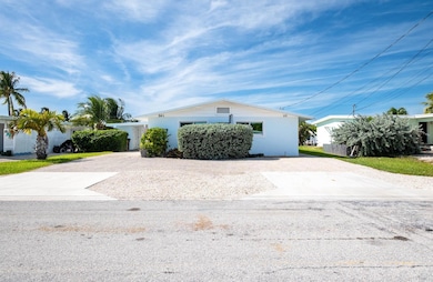 261 - 271 9th St, Key Colony, FL 33051 - photo 3