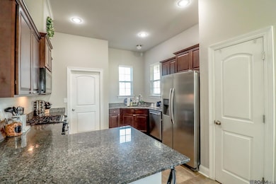 1722 S Gonzales Trace Ave, Gonzales, LA 70737 - photo 7