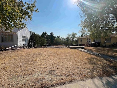 236 E Warwick St, Newcastle, WY 82701 - photo 2