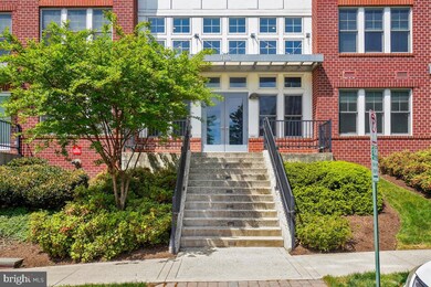 Rhodes Hill Square unit B126, Arlington, VA 22209 - photo 3