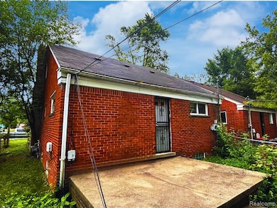 19977 Cushing St, Detroit, MI 48205 - photo 5