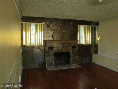 2205 Weber Dr, District Heights, MD 20747 - photo 3