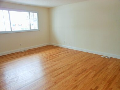 Large living room with new floors