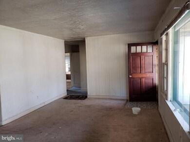 7550 Leedstown Rd, Colonial Beach, VA 22443 - photo 6